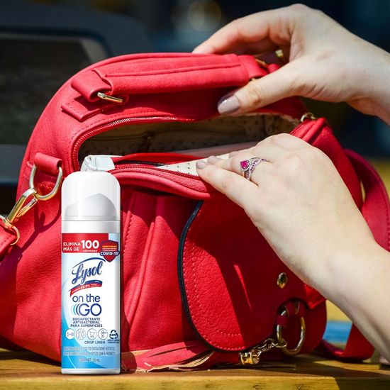 Conoce el NUEVO Lysol On The Go, desinfección para llevar contigo siempre.